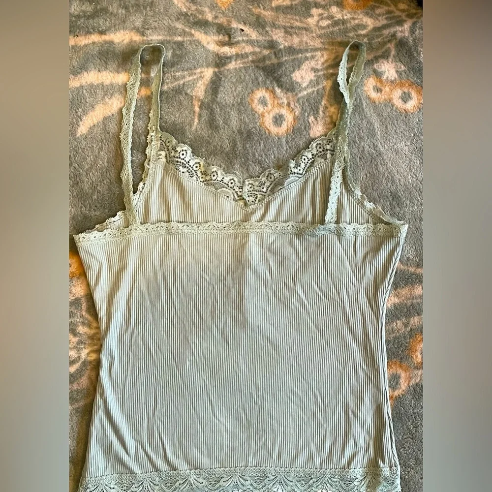 Amazon-Small - Picture 3 of 3